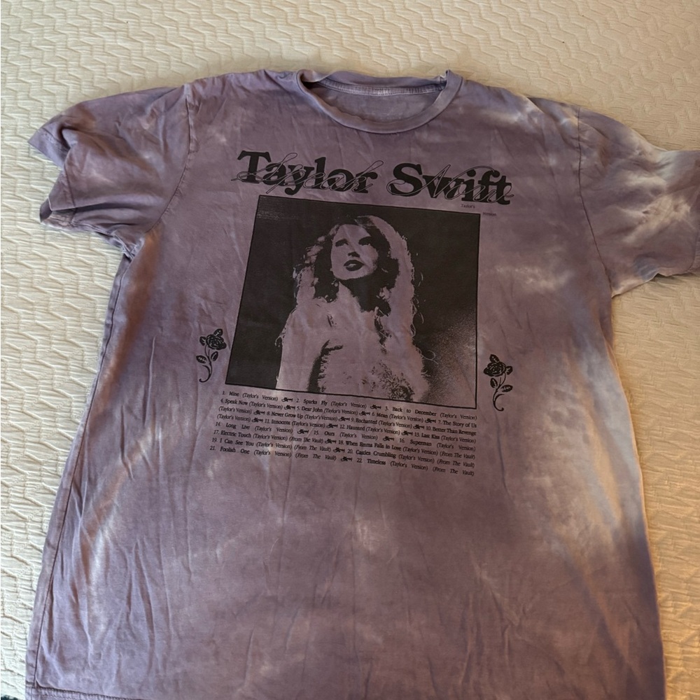 Taylor Swift Speak Now Eras tour tee Large